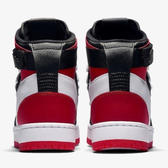 🔥Nike Air Jordan 1 Nova XX Bred Toe Women's Shoes - Picture 4 of 13